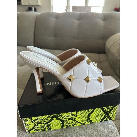 White high heeled gold studded slide sandals brand new size 10 Cape Robbin Kena - Picture 5 of 6